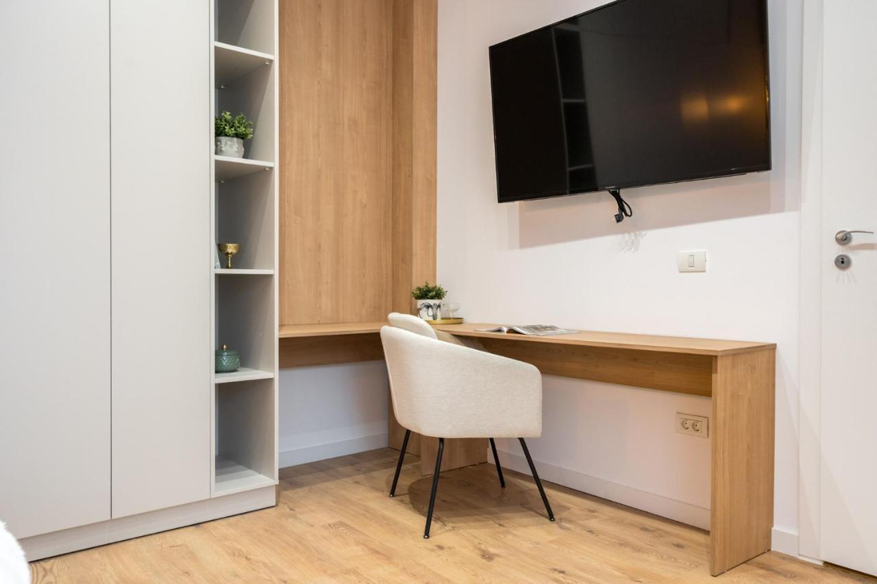 Crystal 3Bdr Apartment In Center Bucureşti Eksteriør bilde