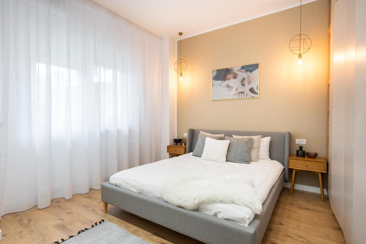 Crystal 3Bdr Apartment In Center Bucureşti Eksteriør bilde
