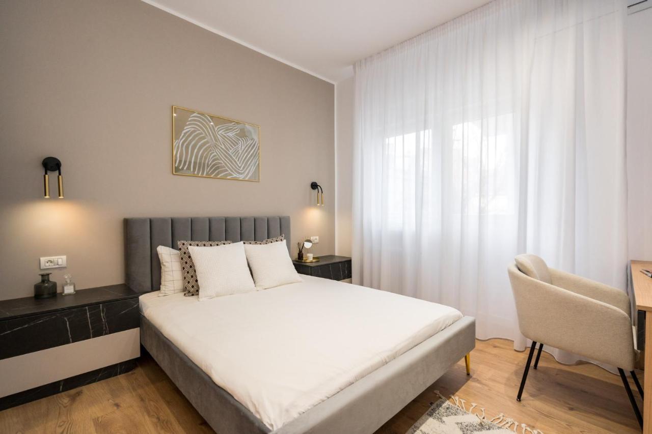Crystal 3Bdr Apartment In Center Bucureşti Eksteriør bilde