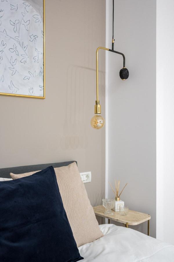 Crystal 3Bdr Apartment In Center Bucureşti Eksteriør bilde